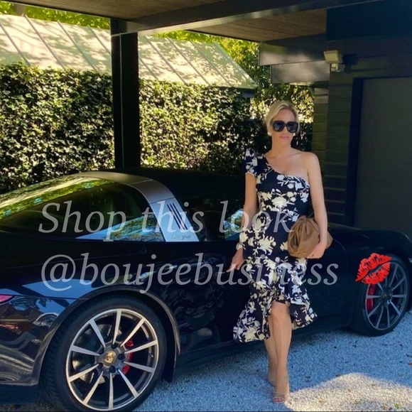 H&M One-Shoulder Swimsuit Bodysuit - Picture 4 of 12